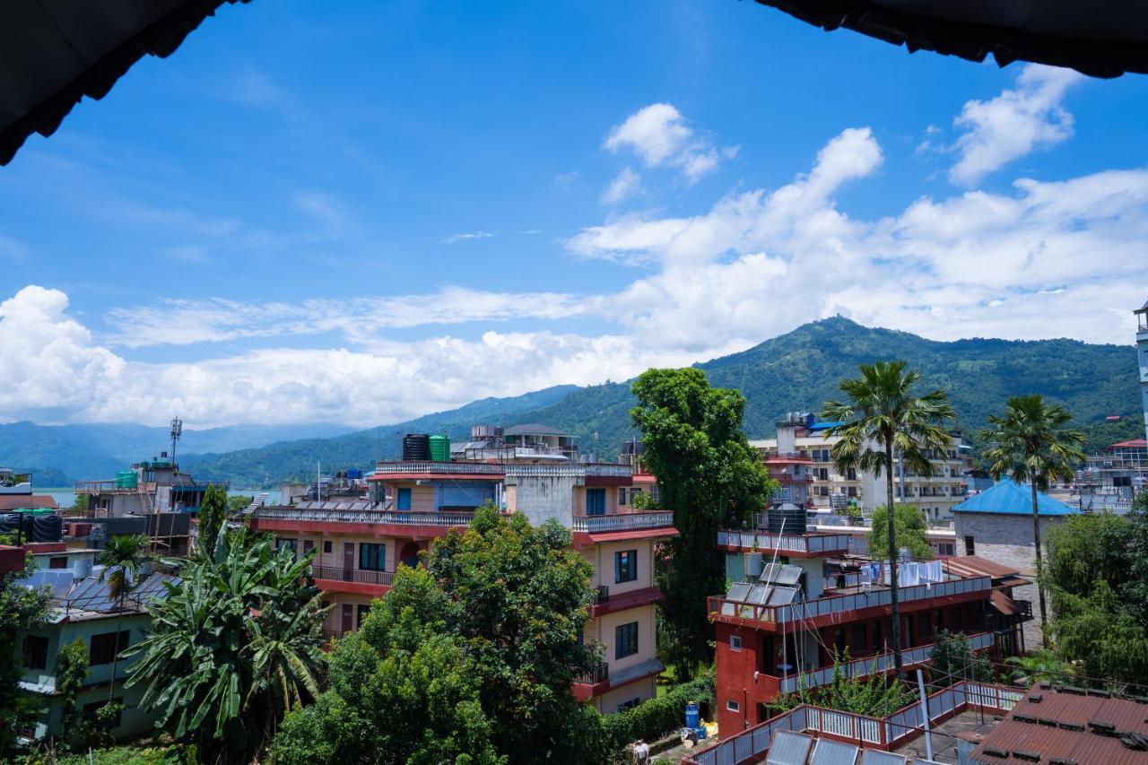 Butterfly Lodge Pokhara Esterno foto