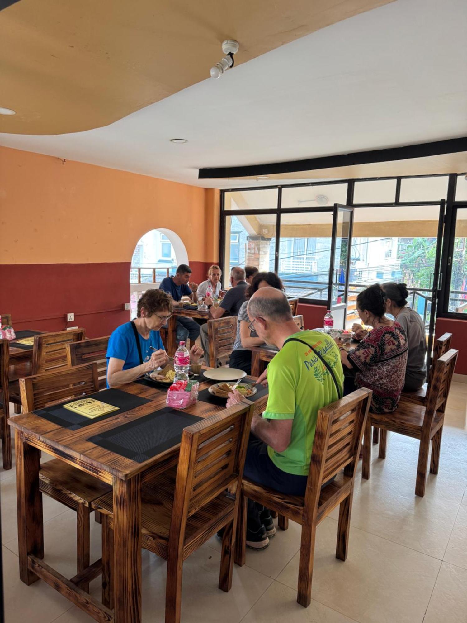 Butterfly Lodge Pokhara Esterno foto